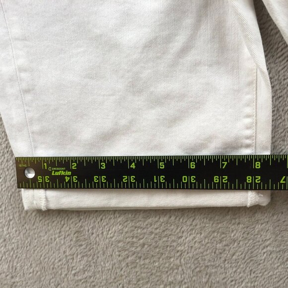 Gap Women's 9" Bermuda Shorts Size 25 Classic White Cuffed Casual Summer - Picture 4 of 12